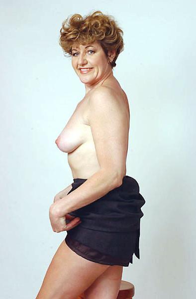 16P Nice Perky Titted Milf Spreads Her Shaven Haven