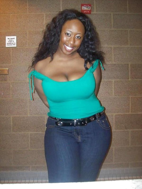 12P Tall Hippy Big Titty Honey