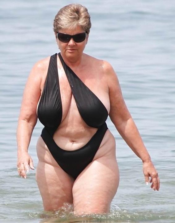 15P old amateur grannies with big boobs