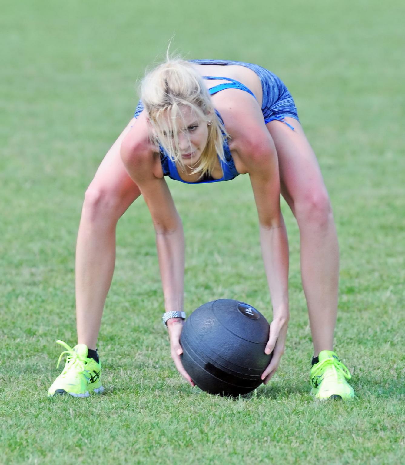 16P Stephanie Pratt busty in tiny sports bra and shorts