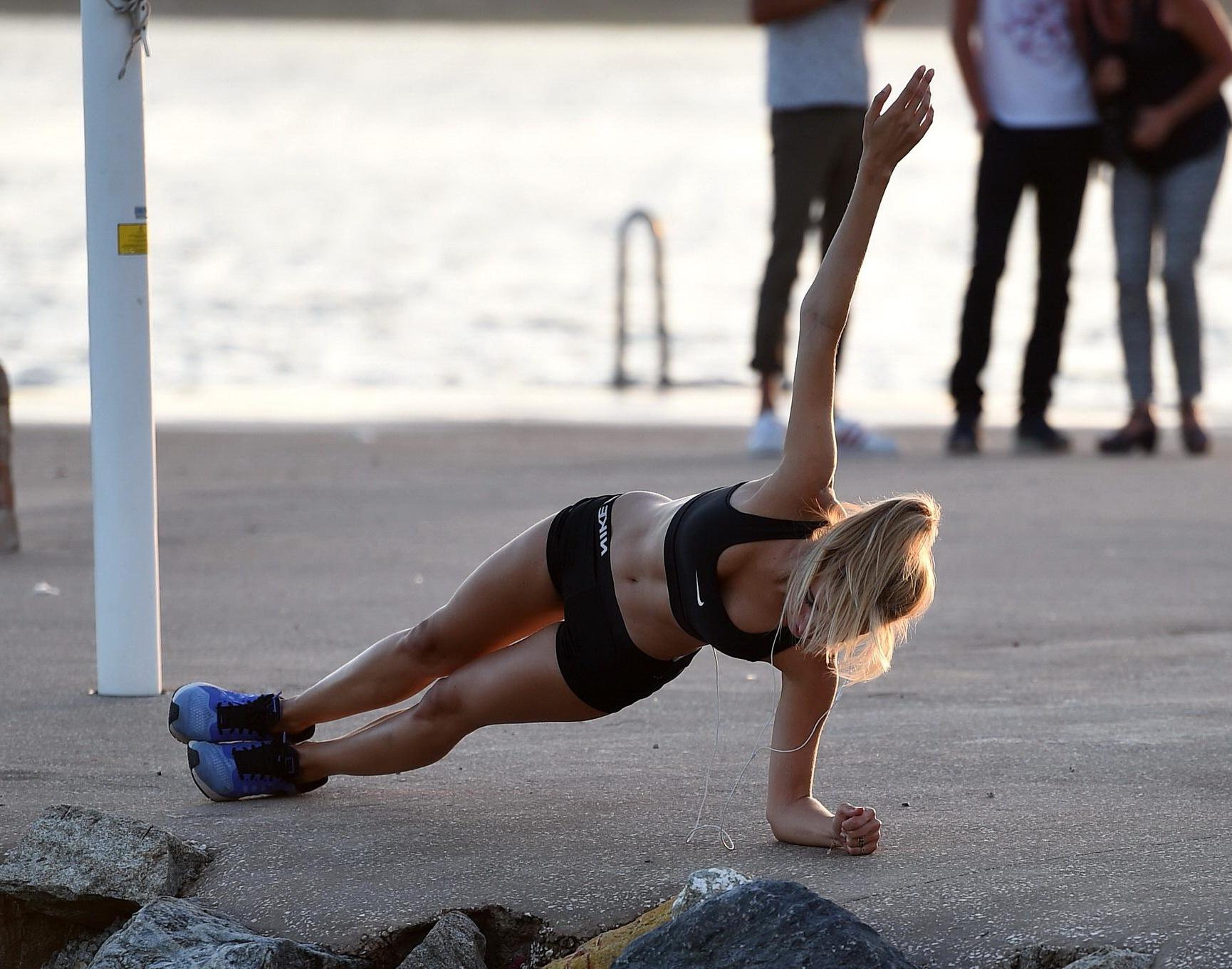 15P Kimberley Garner working out in skimpy sports outfit