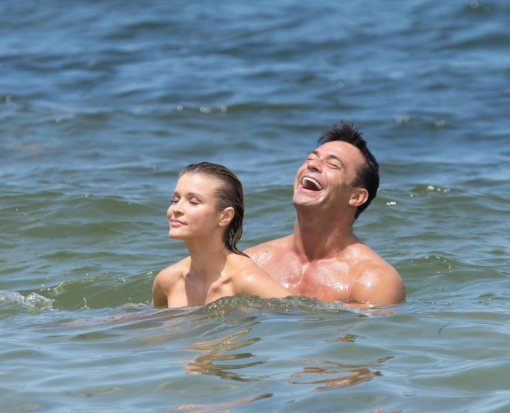 16P Joanna Krupa caught topless and fucking hard at the beach in Miami