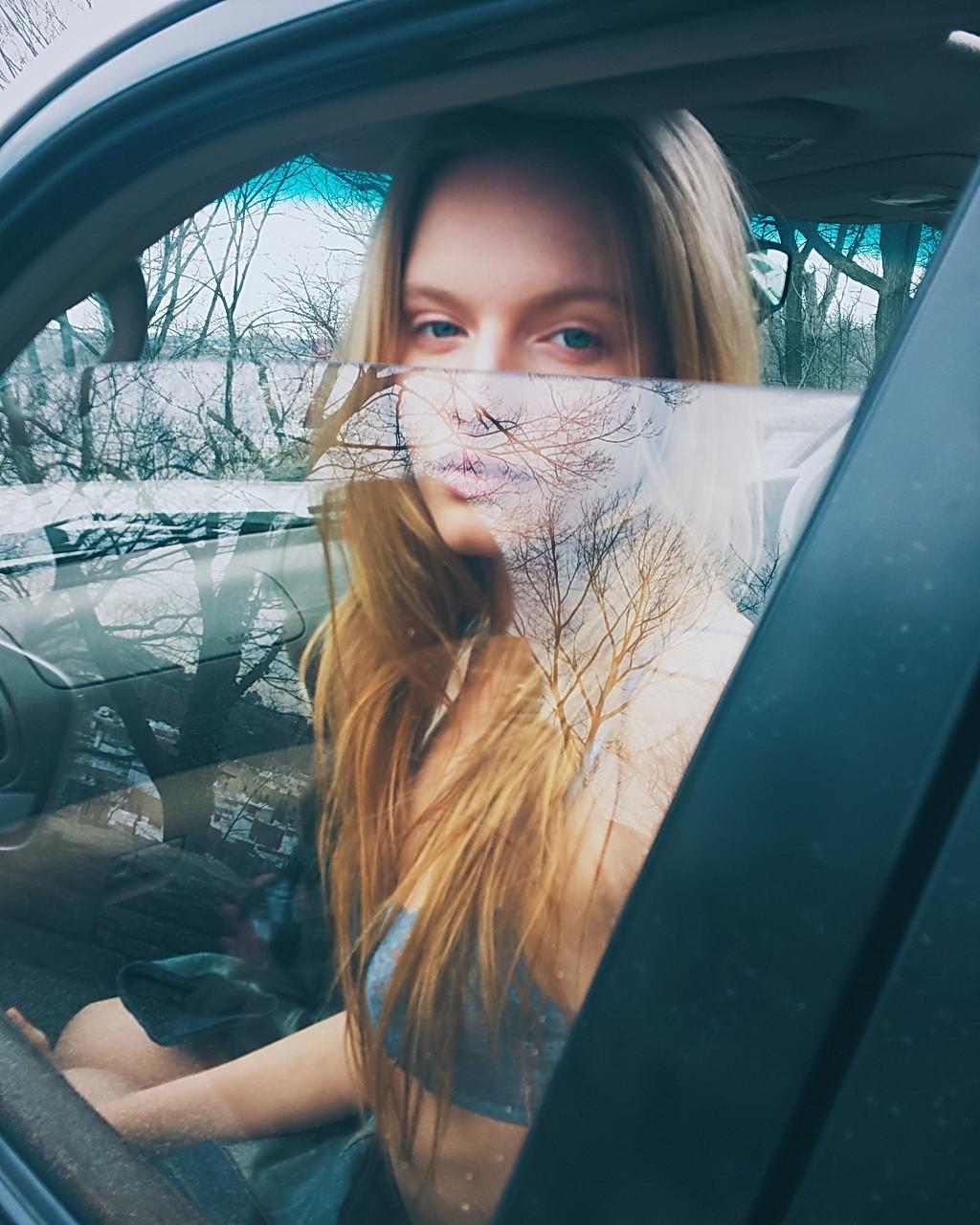 16P Isabella Farrell fully naked for Paper Magazine photoshoot by Cameron Davis