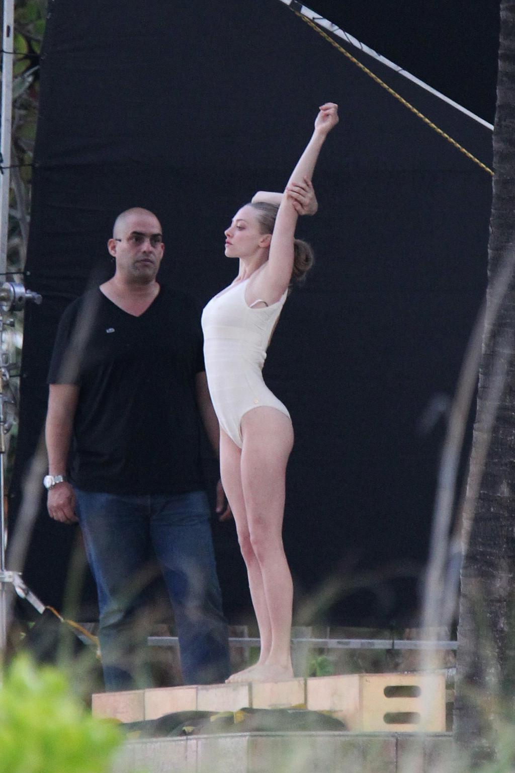 16P Amanda Seyfried caught in nude leotard while filming video at the beach in Miami