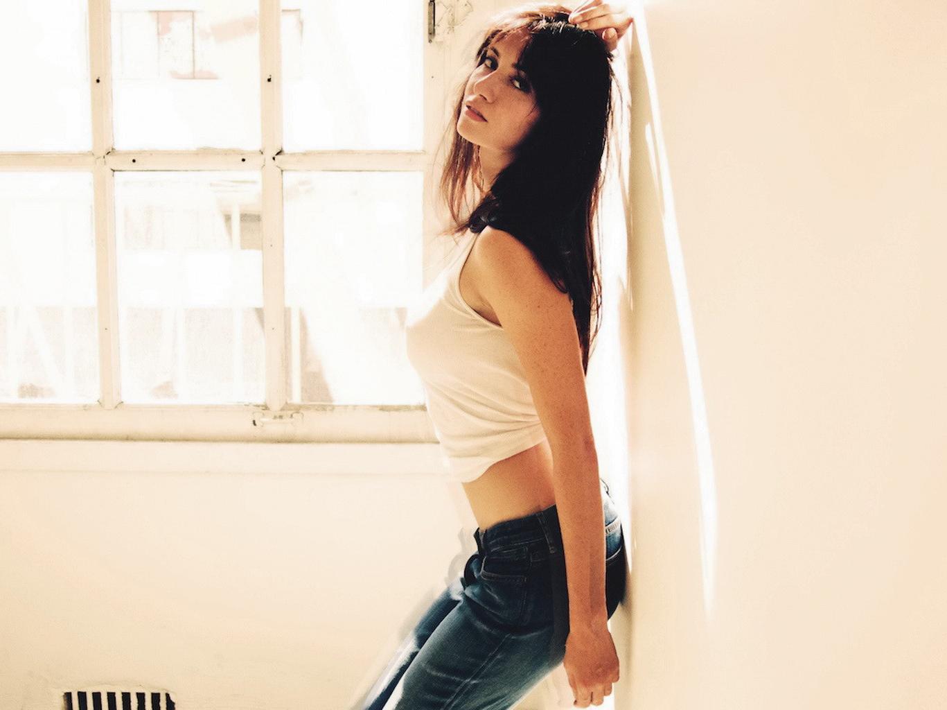 16P Sara Malakul Lane topless and seethrough lingerie photoshoot