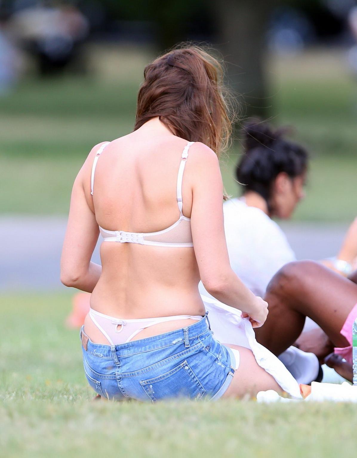 16P Lisa Snowdon caught while tanning in a thong lingerie at Finsbury Park in London