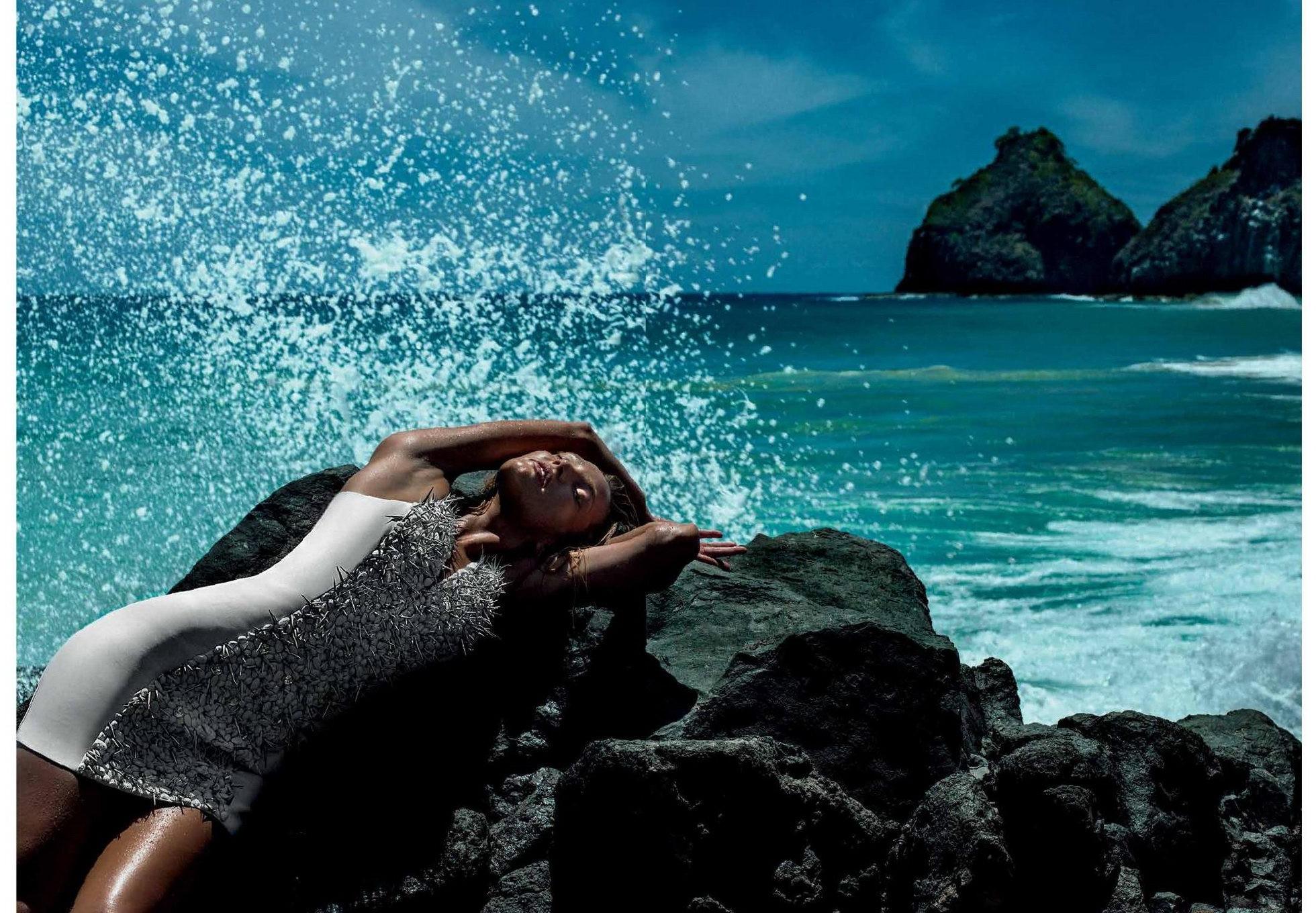 15P Candice Swanepoel looking very hot in Fernando de Noronha 2014 beach photoshoot