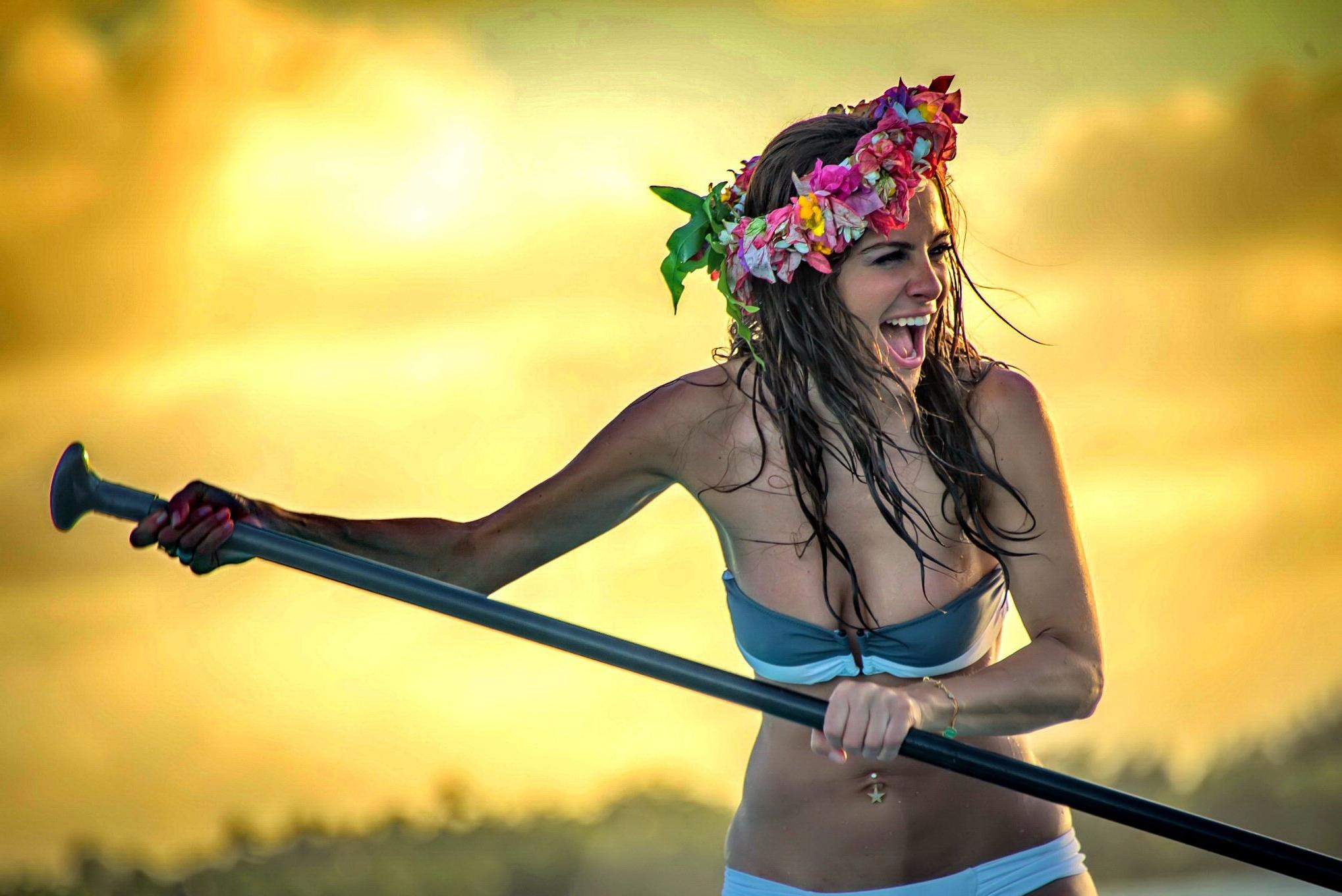 16P Maria Menounos wearing two sexy bikini sets at the photoshoot in Bora Bora