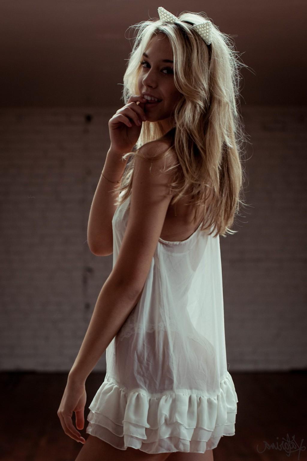 16P Alexis Ren in see through bra petting a kitty for Katarina Flickinger photoshoot