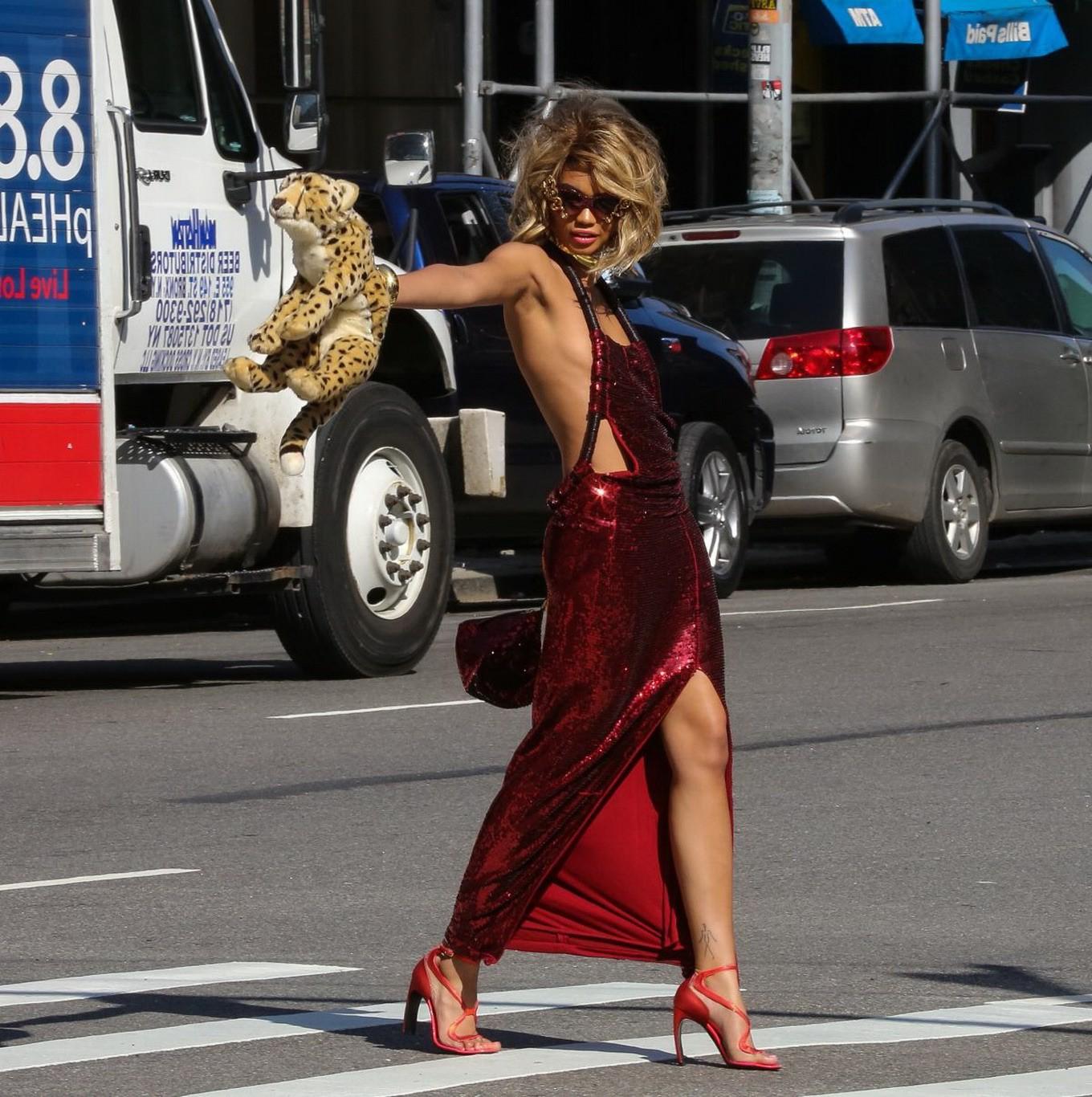 16P Chanel Iman showing sideboob and leggy at a photoshoot on the street in New York