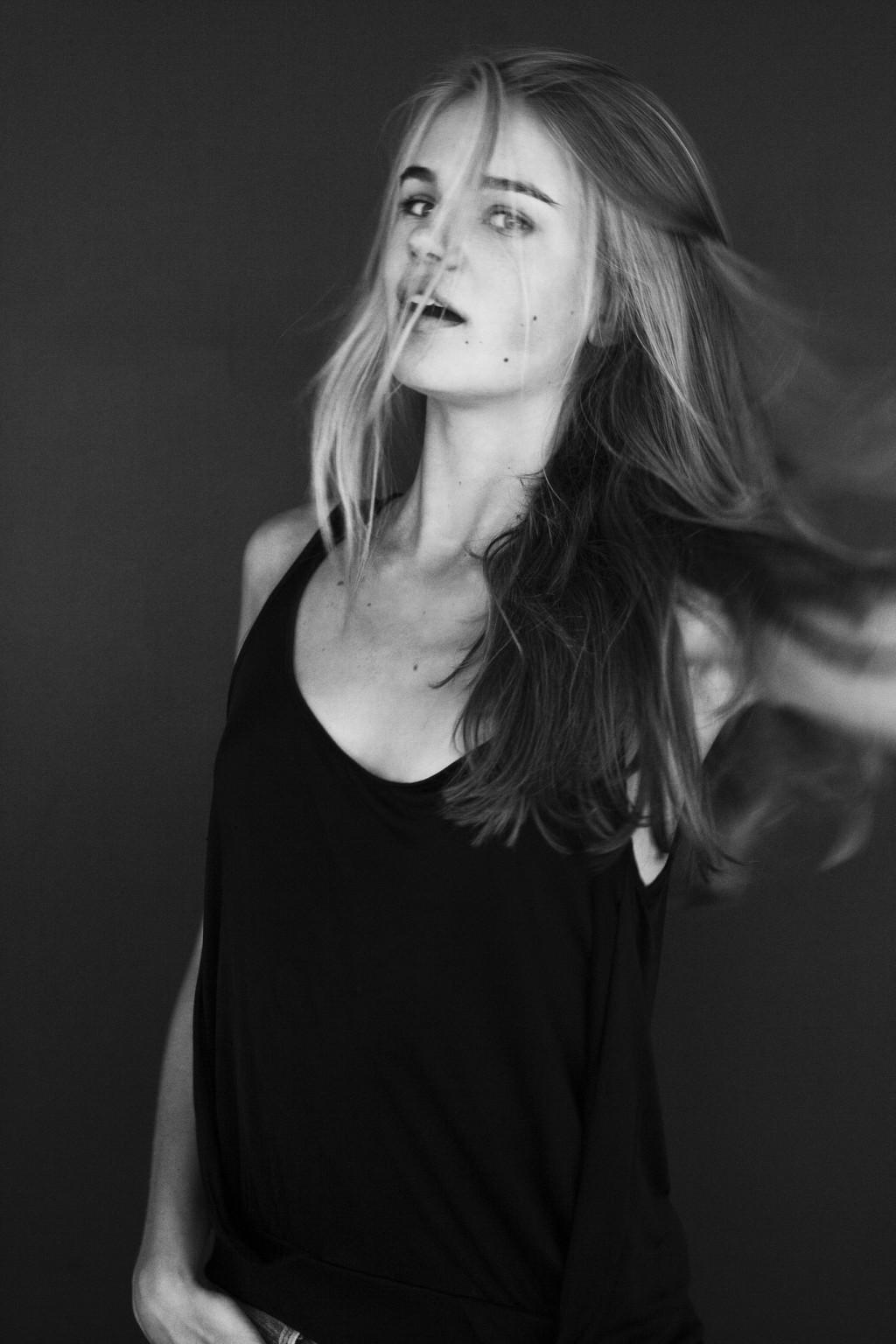 16P Milou Sluis showing off her ass and tits in Chadwick Tyler photoshoot