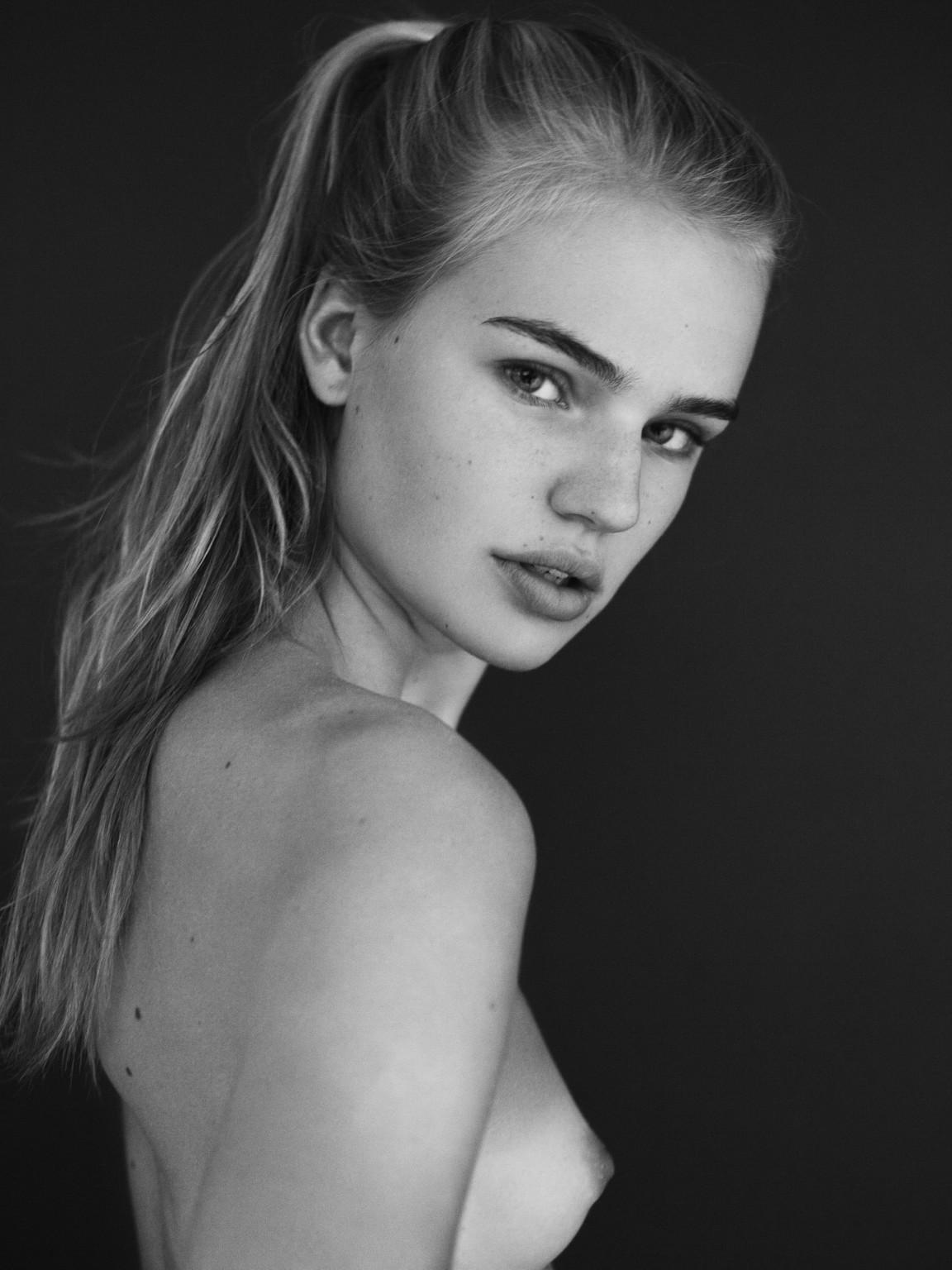 16P Milou Sluis showing off her ass and tits in Chadwick Tyler photoshoot