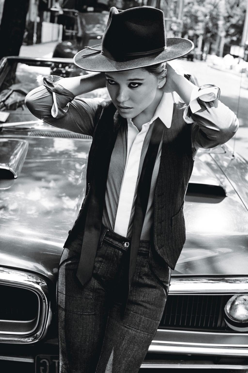 16P Lea Seydoux nude photoshoot by Mario Sorrenti for the premiere issue of LUI Maga