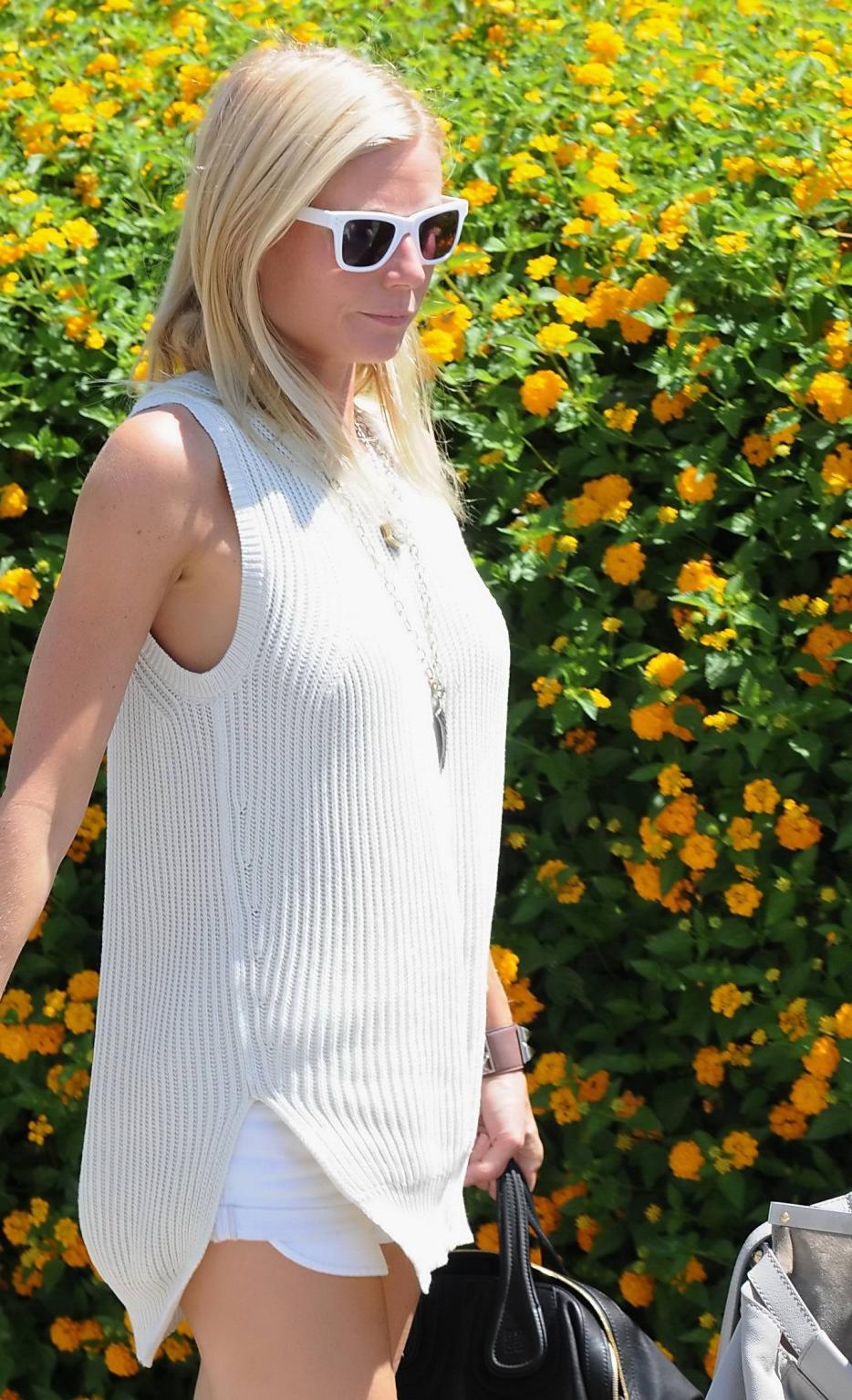 10P Gwyneth Paltrow busty  leggy wearing skimpy tunic and shorts caught while leavin