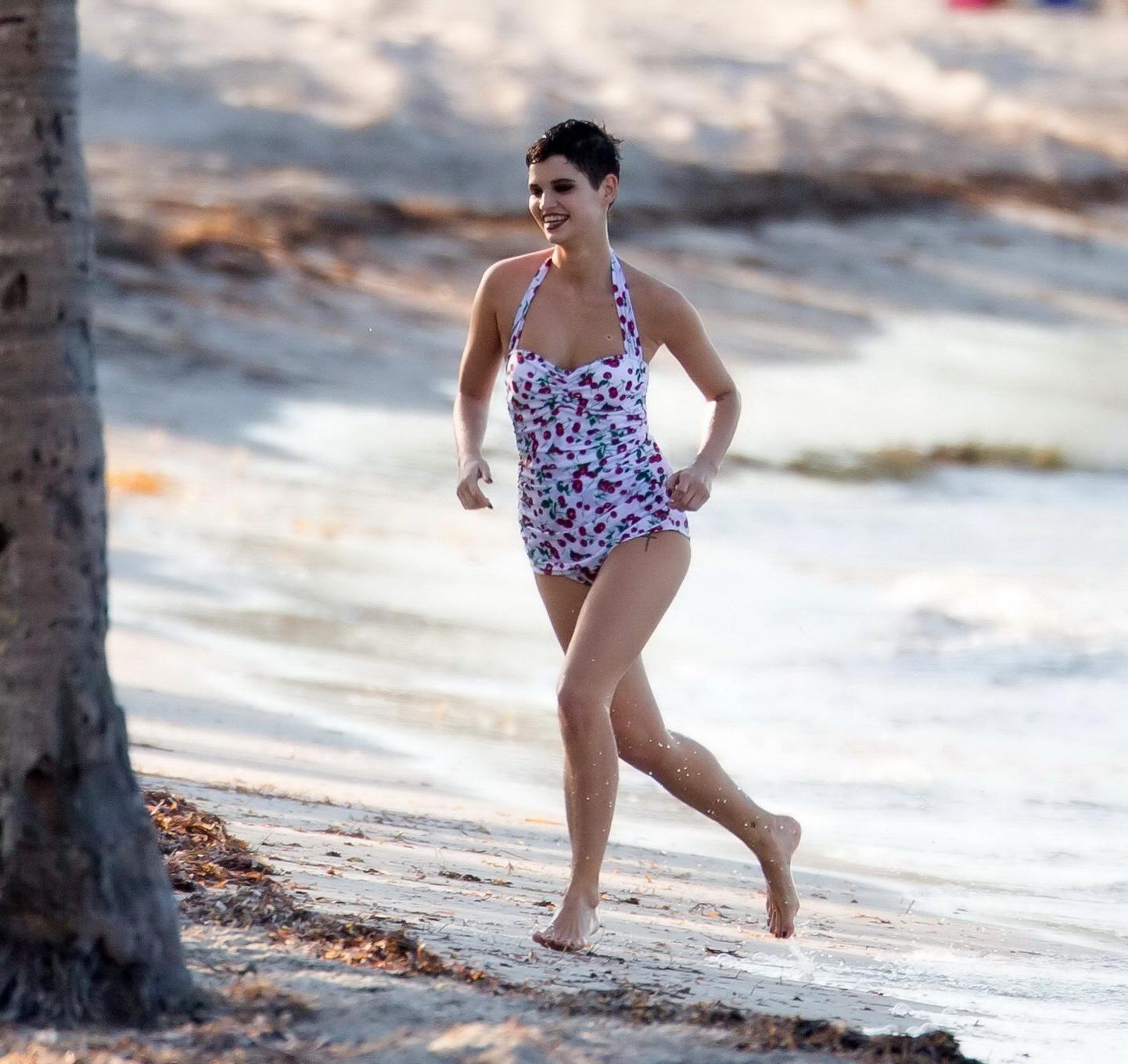 10P Pixie Geldof showing off her tits at the photoshoot in Miami