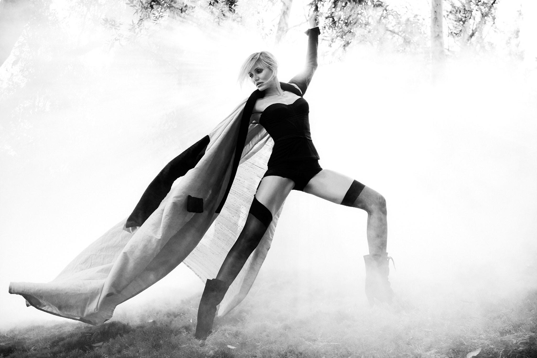 10P Cameron Diaz in very hot Davis Factor photoshoot and outtakes