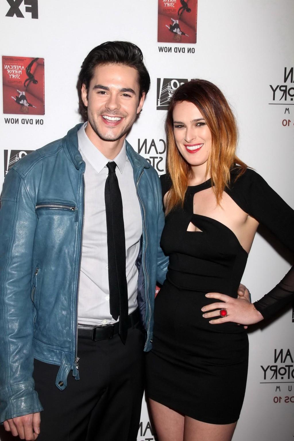 10P Rumer Willis leggy wearing a sexy black dress at the 'American Horror Story: Asy