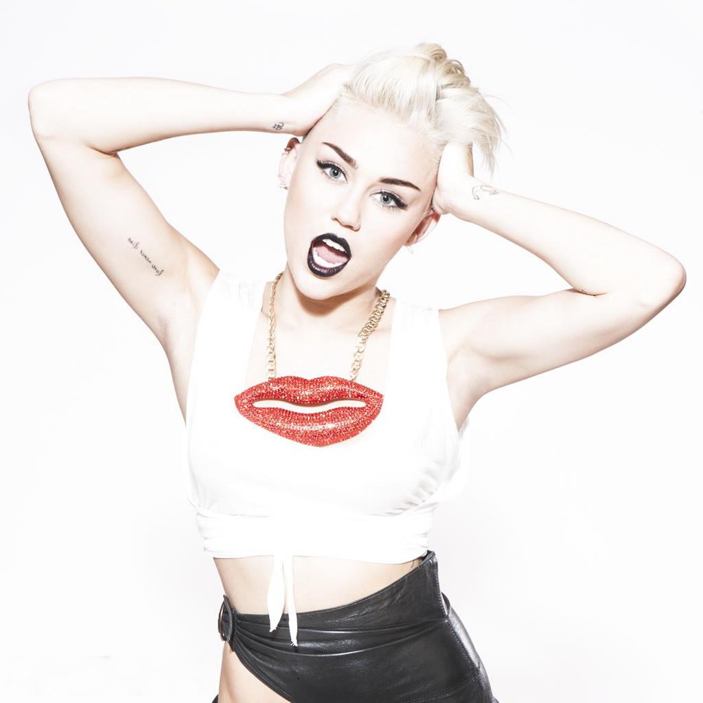 10P Miley Cyrus stunning at some lingerie and casual photoshoot for her website