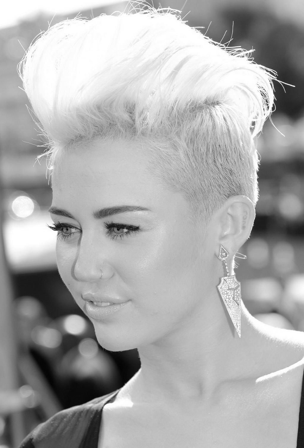 10P Miley Cyrus stunning at some lingerie and casual photoshoot for her website
