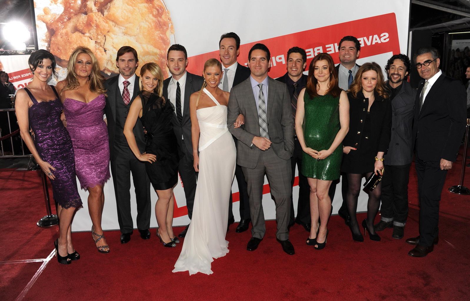 16P Tara Reid braless in sexy white dress at American Reunion premiere in LA