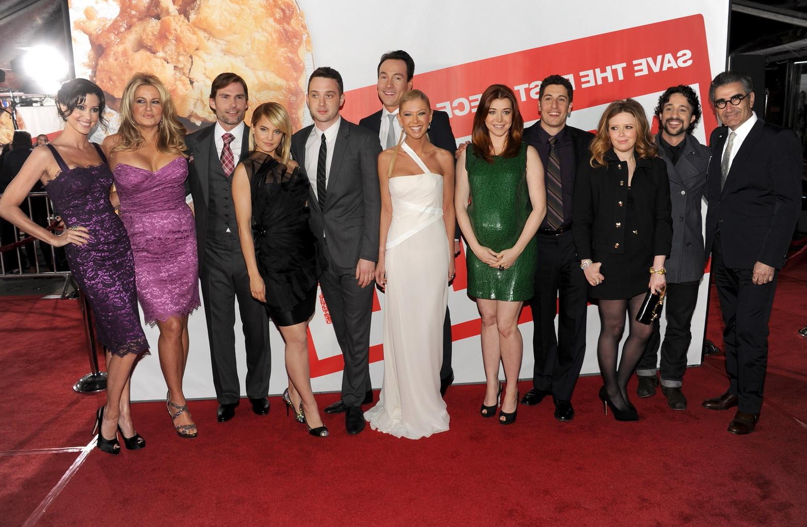16P Tara Reid braless in sexy white dress at American Reunion premiere in LA