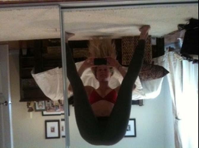 16P Heather Morris posing totally nude on leaked phone photos