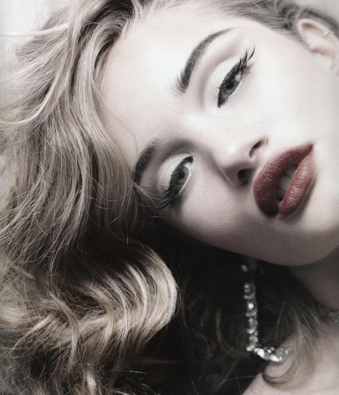 16P Rosie Huntington Whiteley posing nude for the 'Ten Times' photoshoot by Rankin