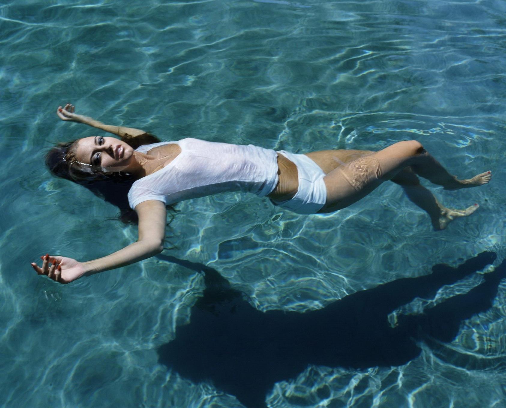 16P Holly Valance topless in very hot Arena Magazine photoshoot by Marc Baptiste
