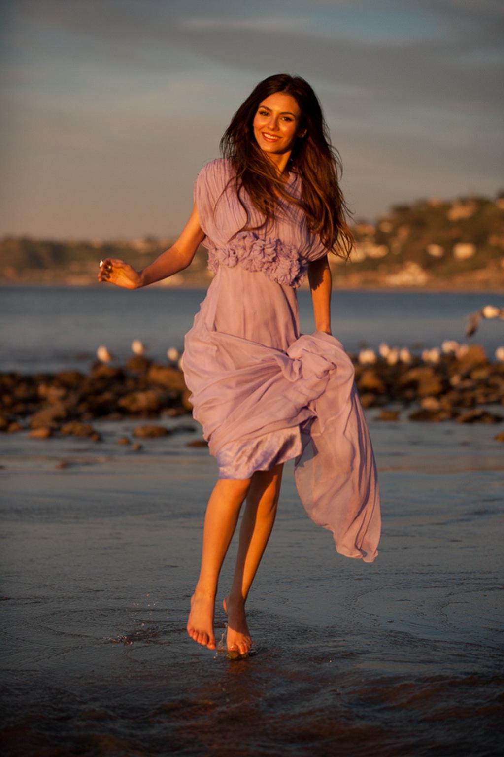 16P Victoria Justice looking very sexy in a beach photoshoot