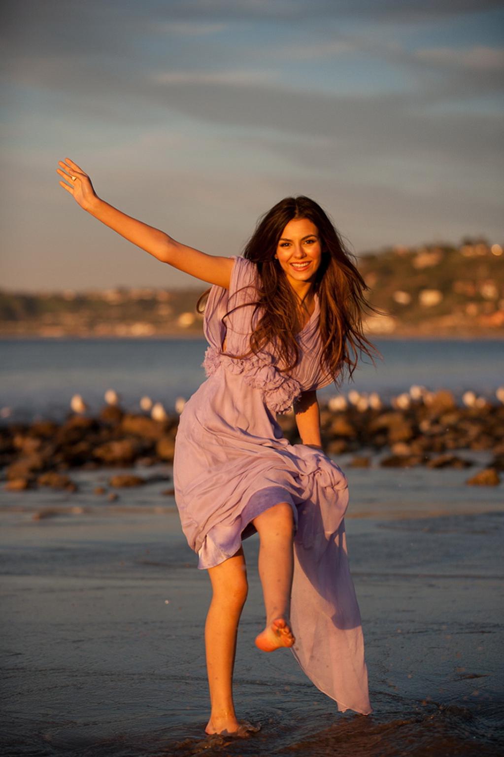 16P Victoria Justice looking very sexy in a beach photoshoot