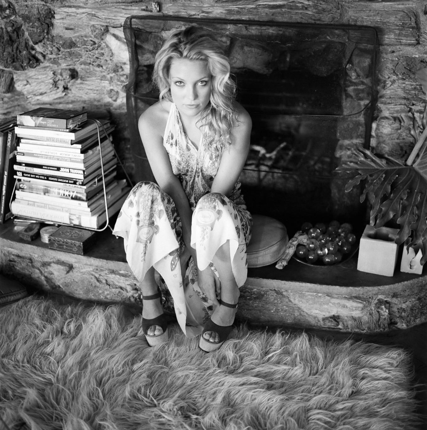 16P Kate Hudson looking very sexy in Patrik Andersson photoshoot