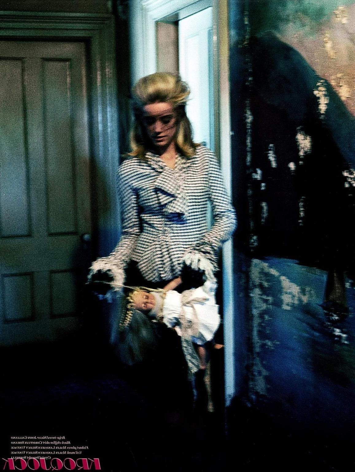 16P Amber Heard in fetish photoshoot for Versus Magazine Fall/Winter 2011