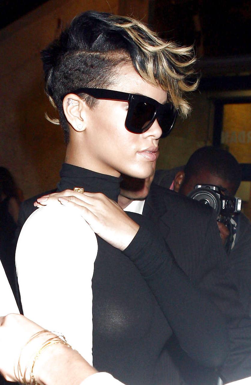 16P Rihanna giving view on her thong in see thru dress caught by paparazzi