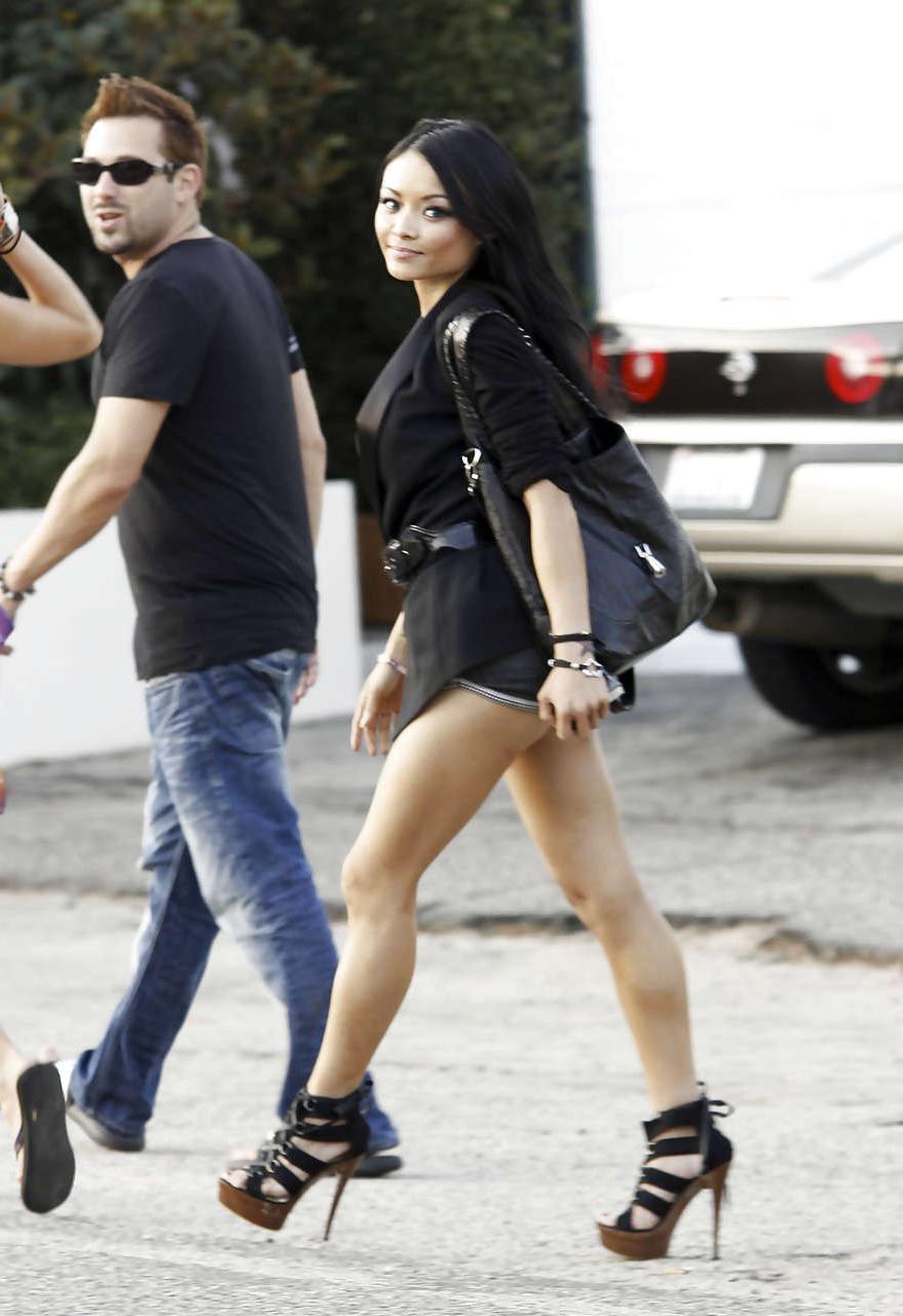 16P Tila Tequila showing her sweet ass in shorts and leggy and big tits caught by pa