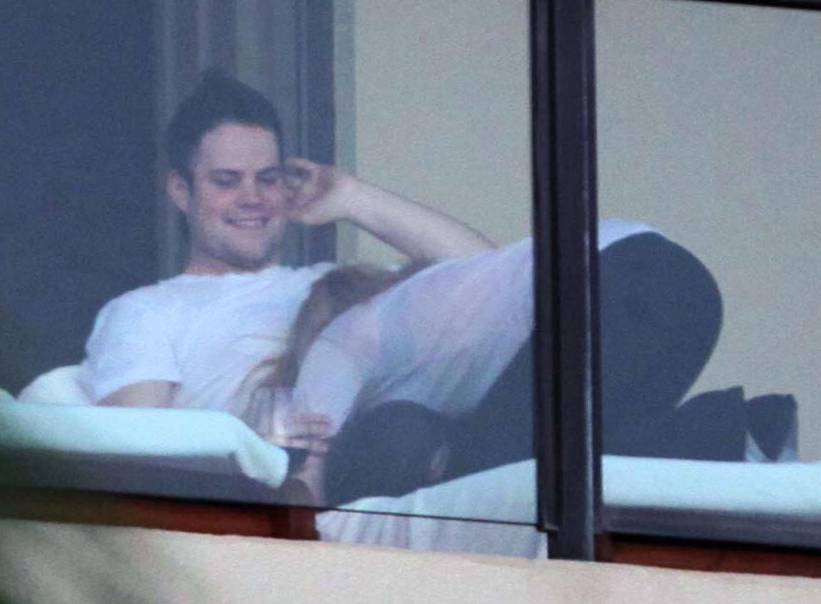 16P Hilary Duff caught giving blowjob after proposal