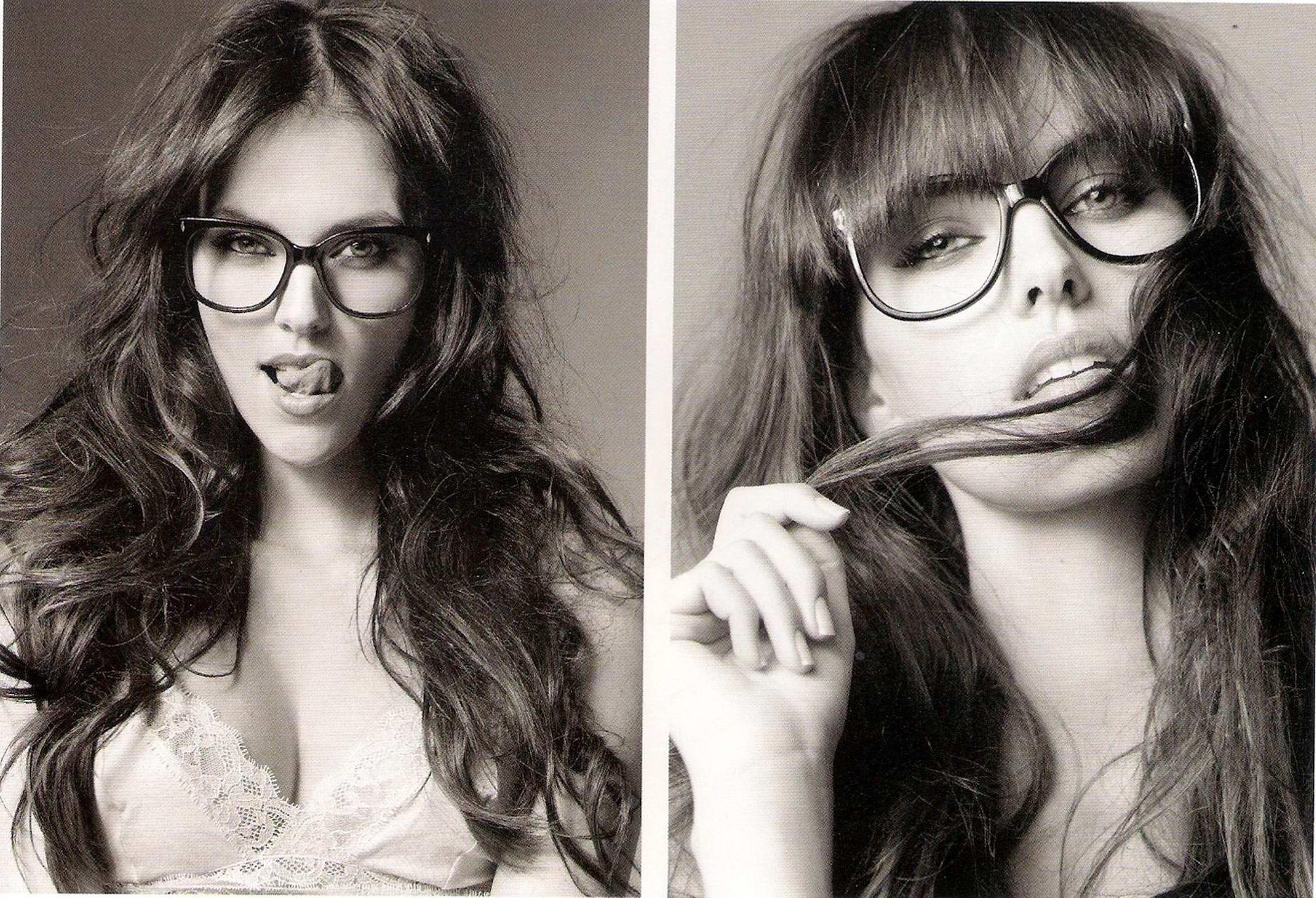 15P Helen Lindes topless but hiding her boobs for Spanish Man magazine