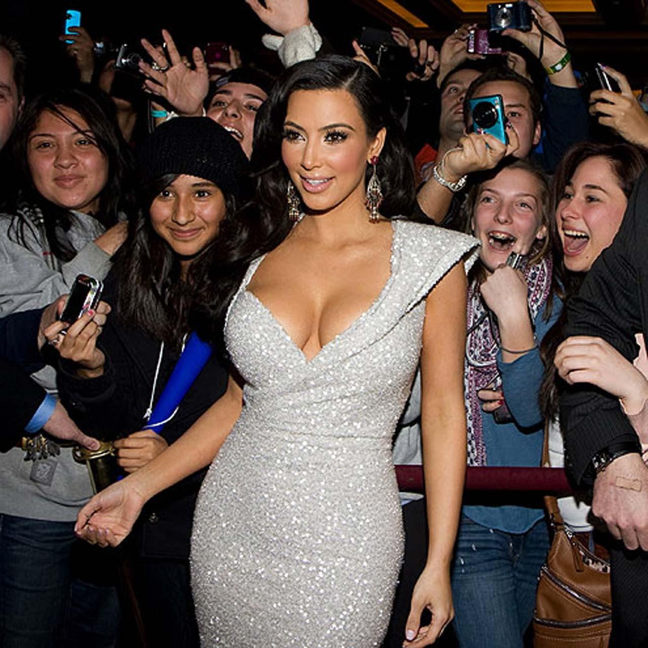 16P Kim Kardashian very sexy and hot new photoshoot photos