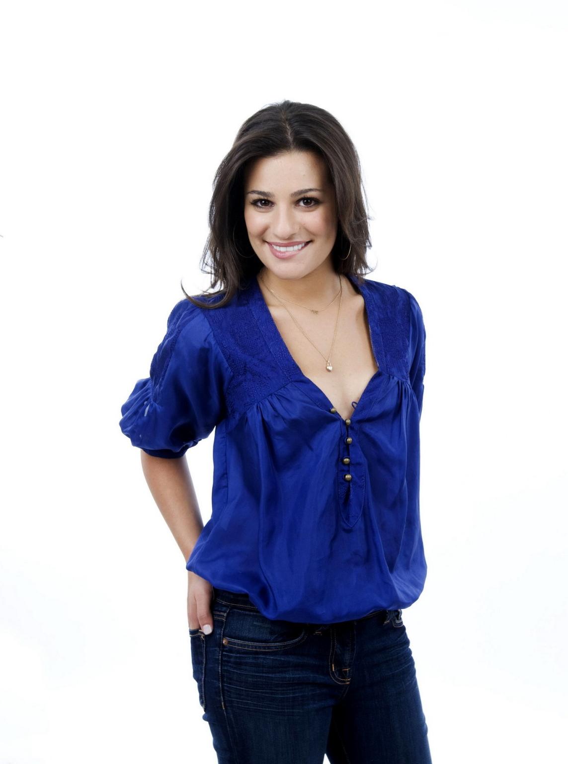 16P Lea Michele braless in wide open top for the Weekly Entertainment photoshoot