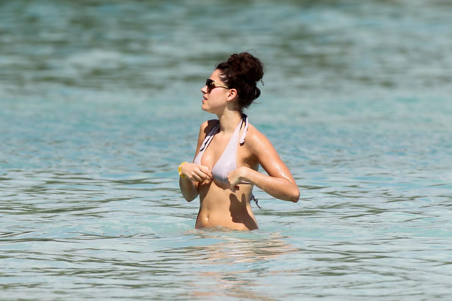 16P Eliza Doolittle showing ass crack in bikini on the beach in Barbados