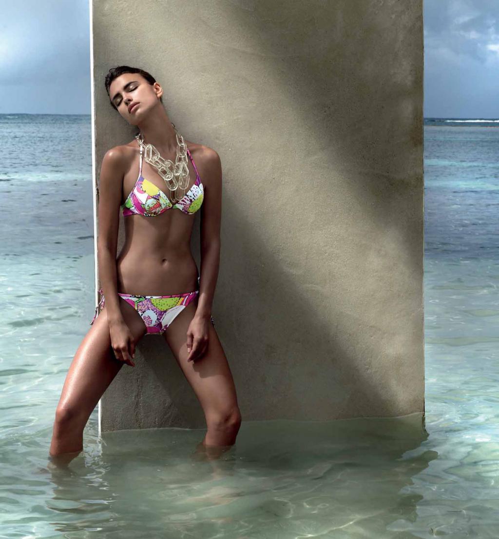 16P Irina Shayk in very sexy Ory Swimwear 2010 photoshoot