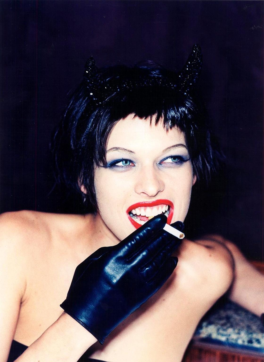 16P Milla Jovovich nude in 'How to Get Ahead in Hollywood' photoshoot by Ellen Von U