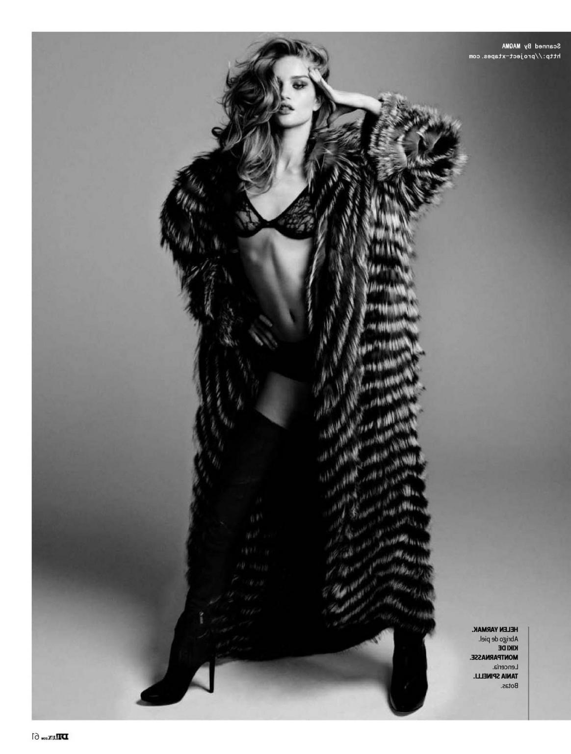 16P Rosie Huntington-Whiteley posing topless for January 2011 issue of Spanish DT 'z