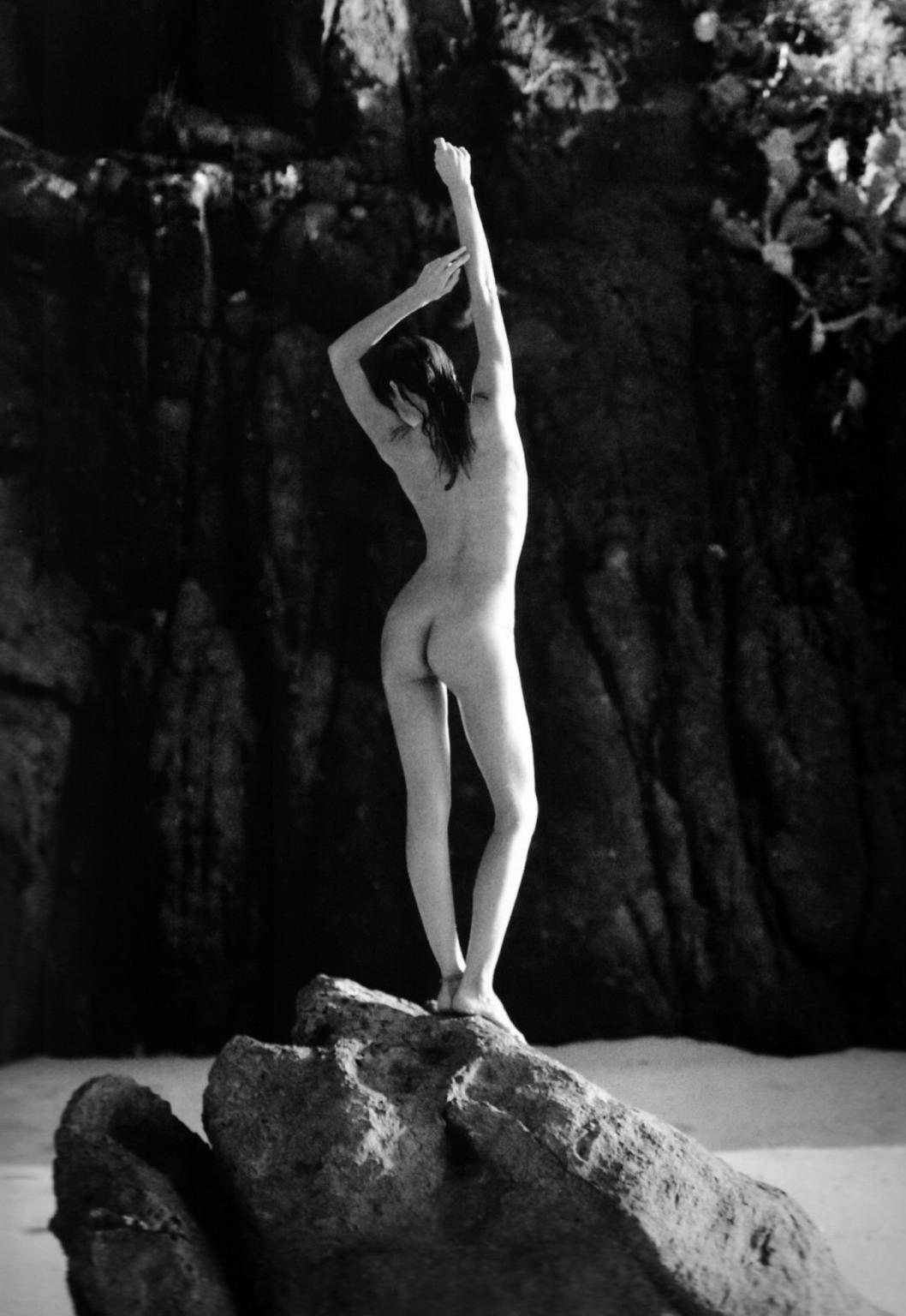 15P Miranda Kerr fully nude in V2 photoshoot by James Russell