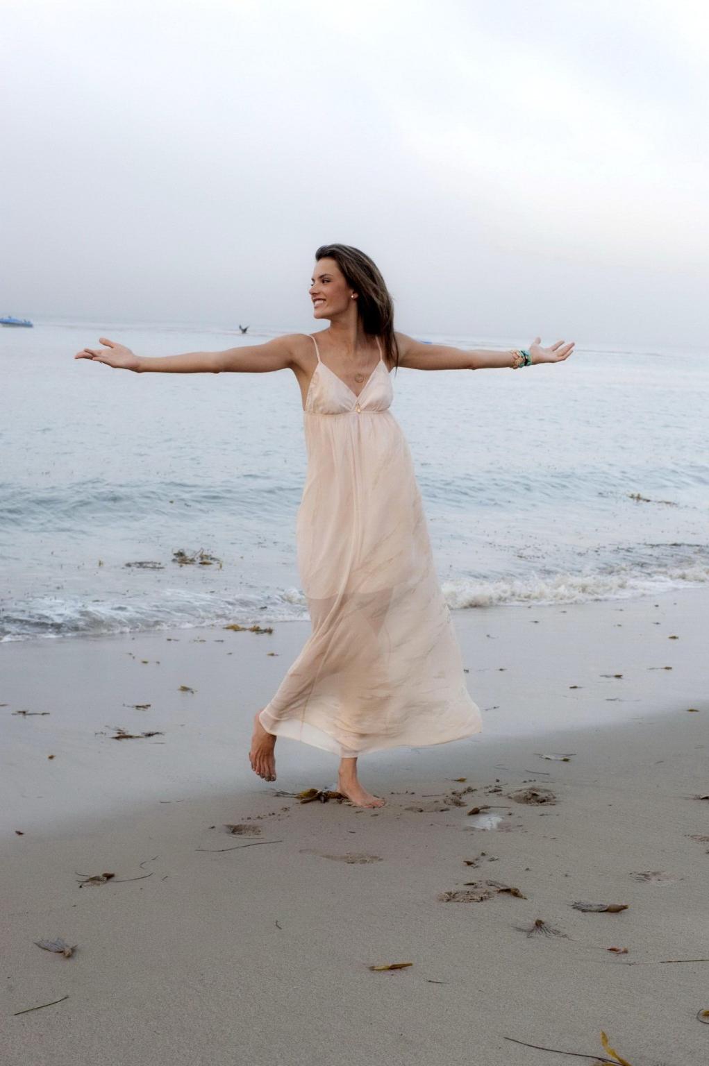 16P Alessandra Ambrosio in very hot beach photoshoot for the PhotoFund