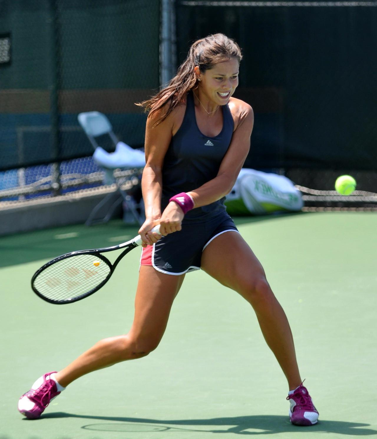 15P Ana Ivanovic leggy  shows pokies in sweaty workout gear practicing for Western  