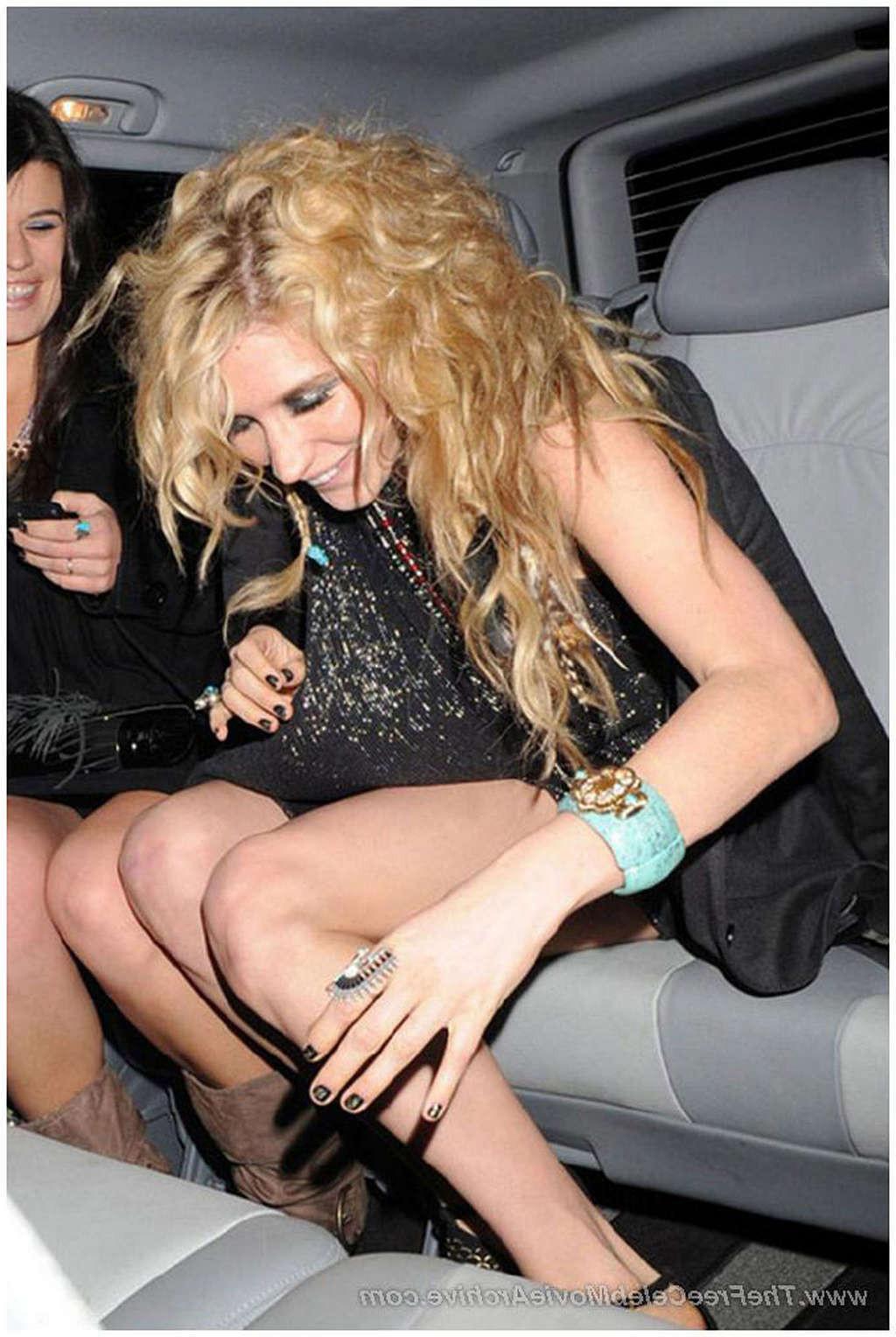 16P Kesha Sebert lying ih her bed and showing sperm on her stomach