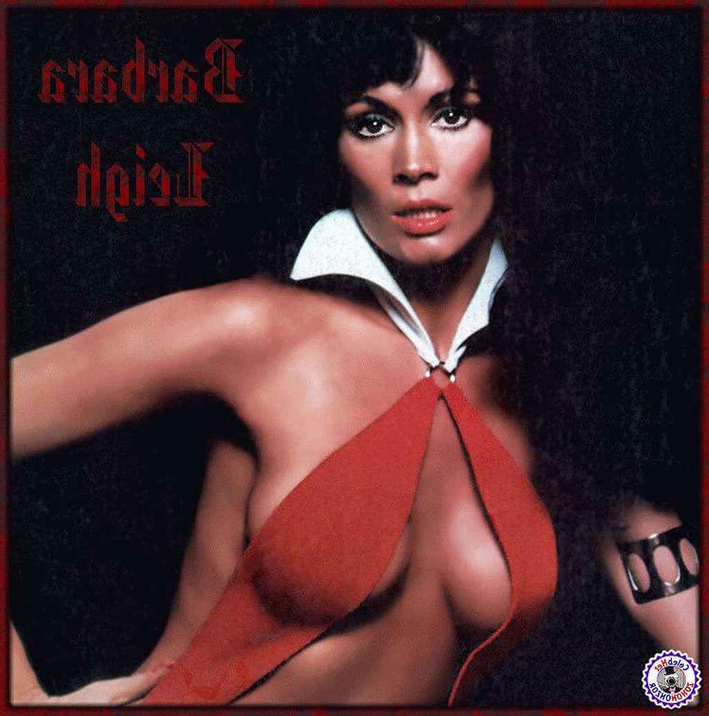 10P Barbara Leigh exposing her nice big tits in photoshoot