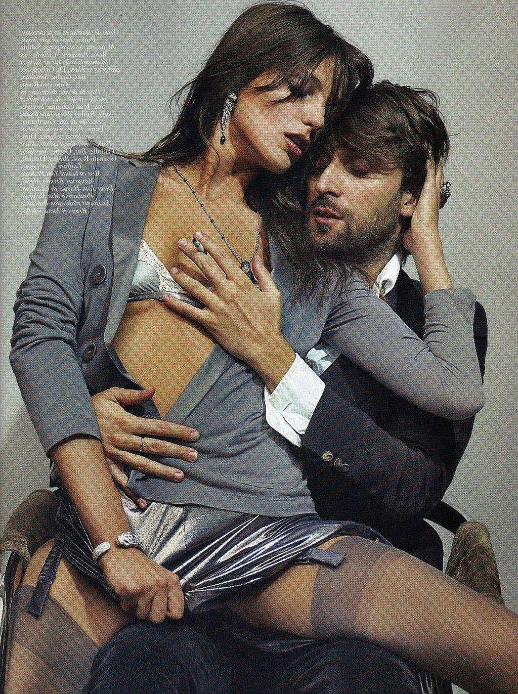 10P Daria Werbowy exposing her nice big tits in some photoshoot