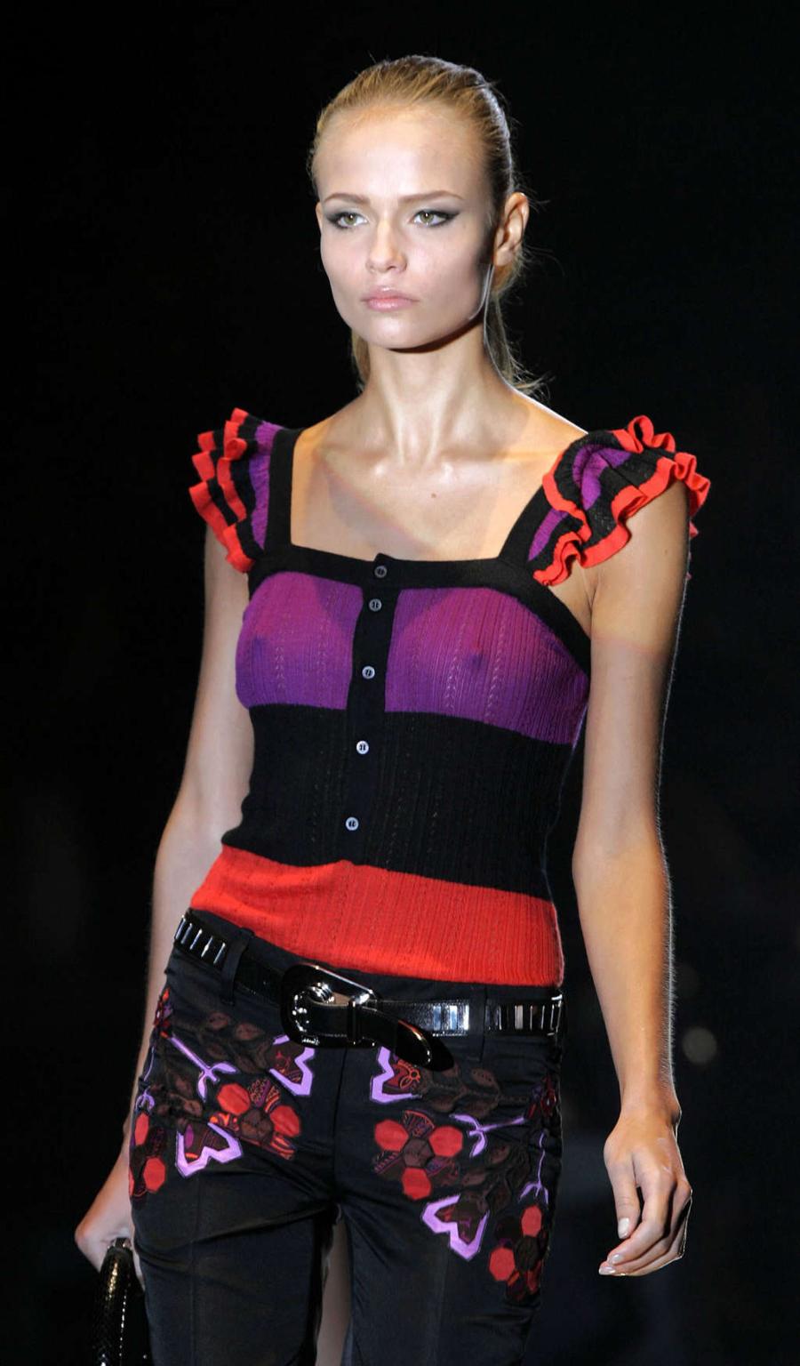 10P Natasha Poly showing her nice tiny tits in photoshoot