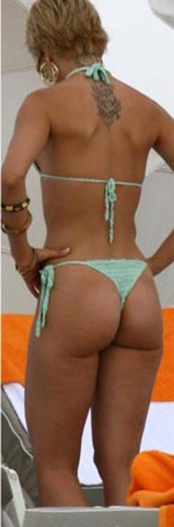 15P Mena Suvari great ass and caught tanning topless